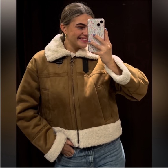 NWT ZARA blogger fav DOUBLE-FACED JACKET SIZE M
🚨PRICE FIRM NO DISCOUNT - Picture 2 of 16